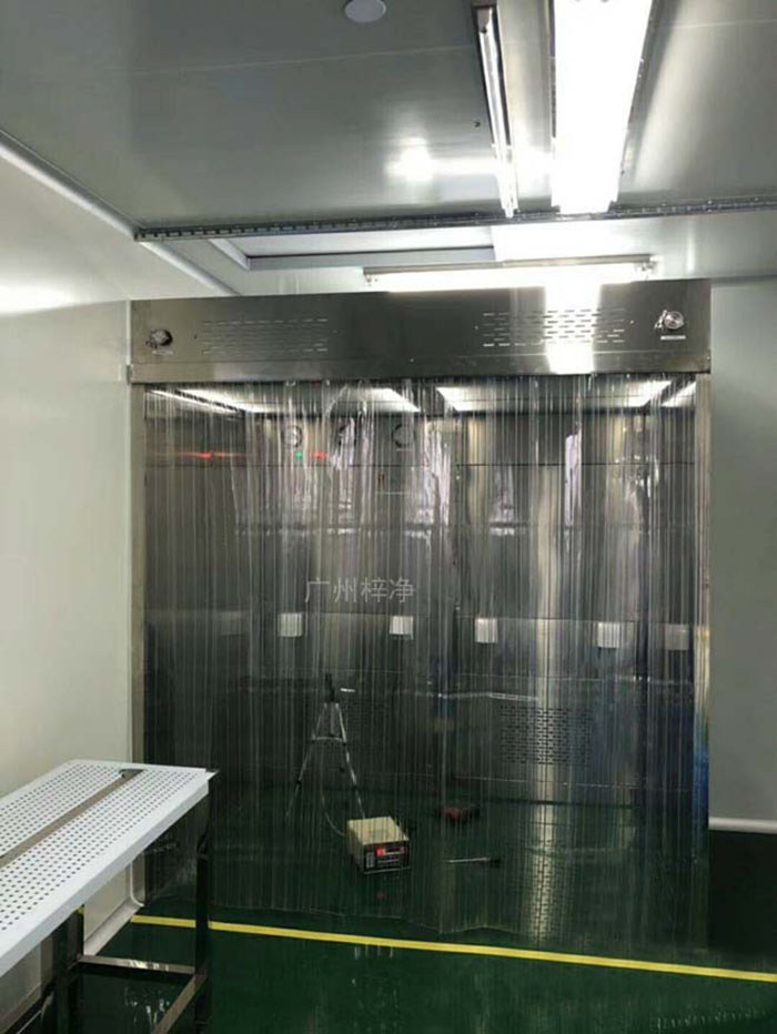 負壓稱量罩在制藥行業中，對藥品成分的精確稱量至關重要。