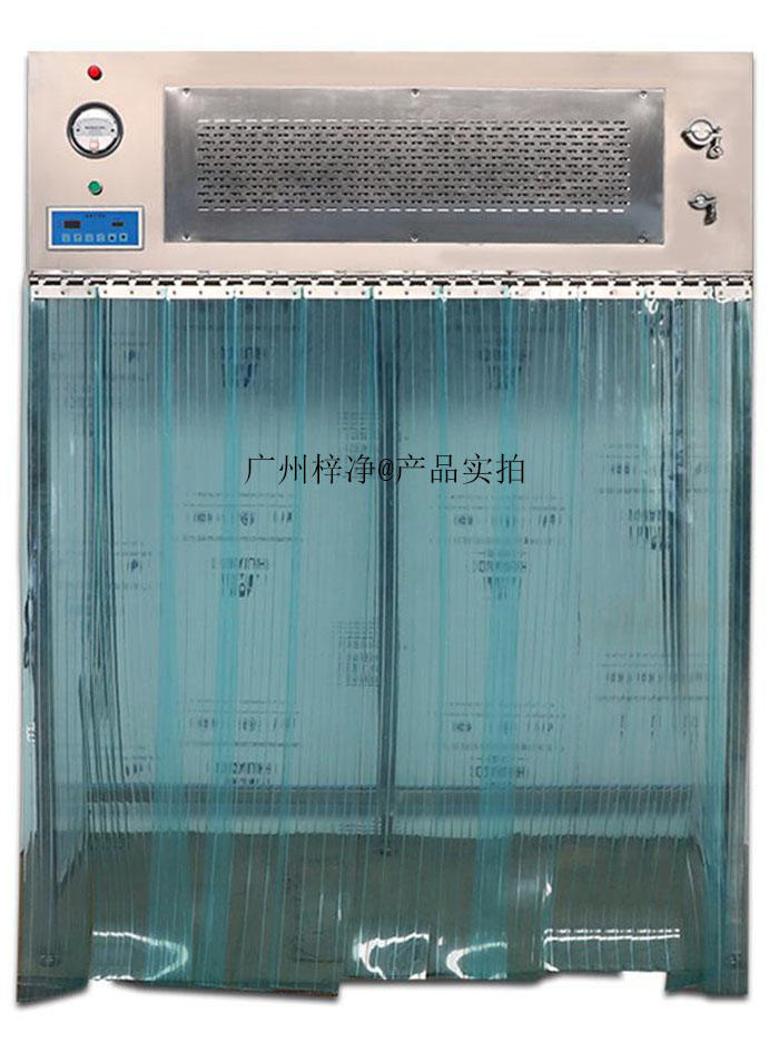 層流罩在潔凈室的建設和維護中，層流罩是必不可少的。