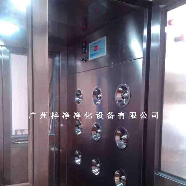 智能語音風淋室工作區照片 智能語音風淋室工作區照片