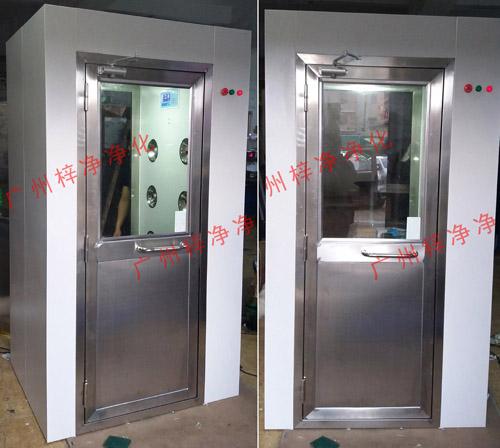 單人雙吹風淋室安裝后正面圖 單人雙吹風淋室安裝后正面圖